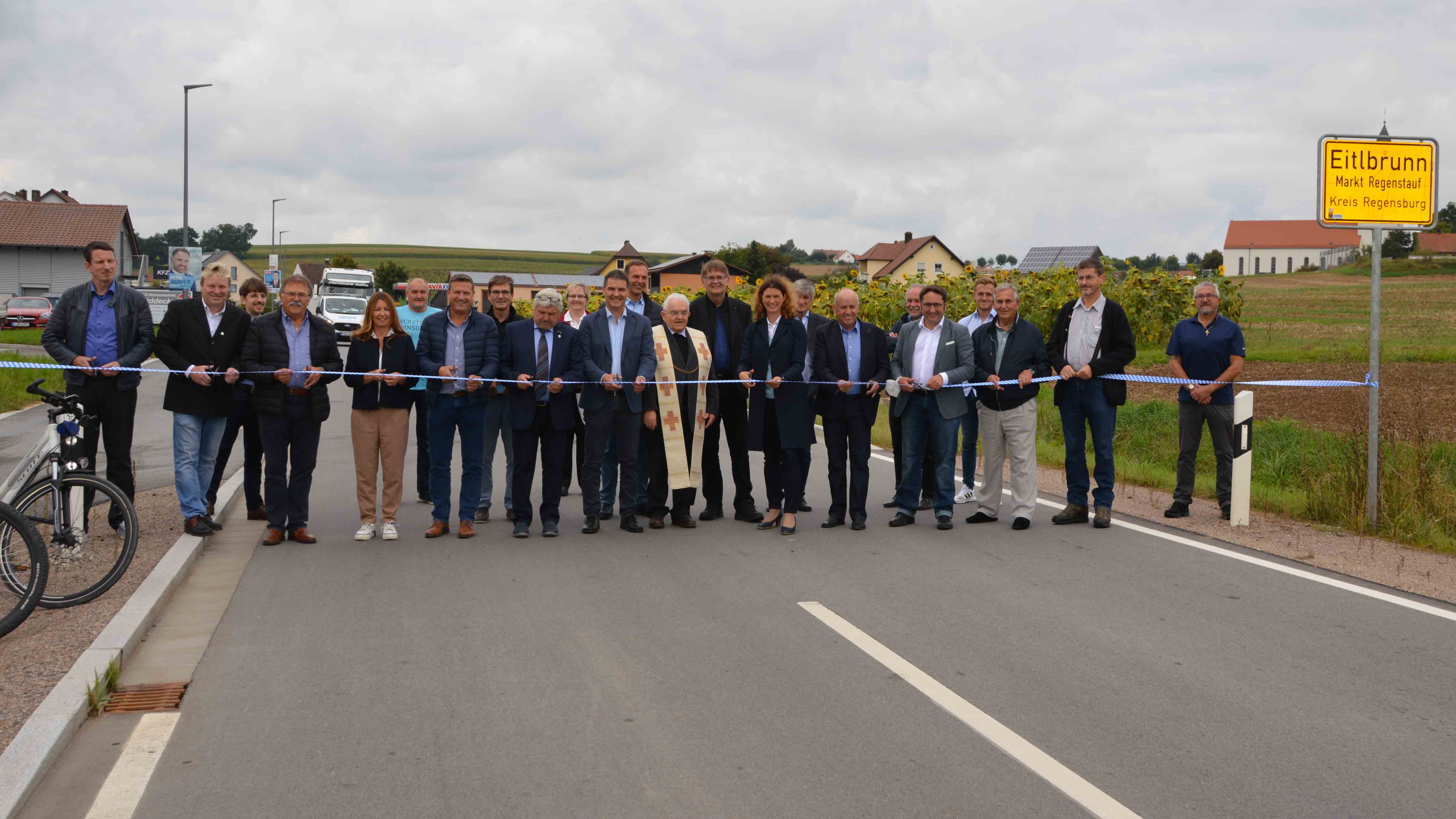 Ortsdurchfahrt Eitlbrunn offiziell freigegeben