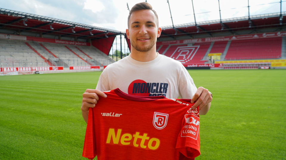  Temposchub fürs Jahn Mittelfeld – Oscar Schönfelder kommt aus Bremen