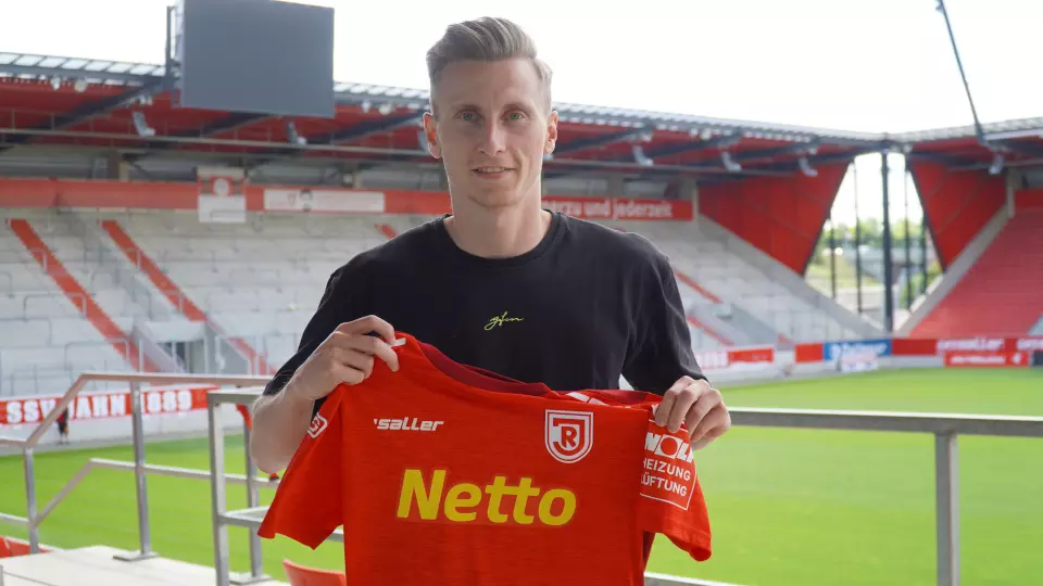 Joshua Mees kehrt auf Leihbasis zum SSV Jahn zurück 