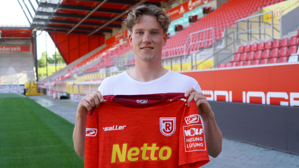 Mittelfeldspieler Christian Viet wechselt zum SSV Jahn