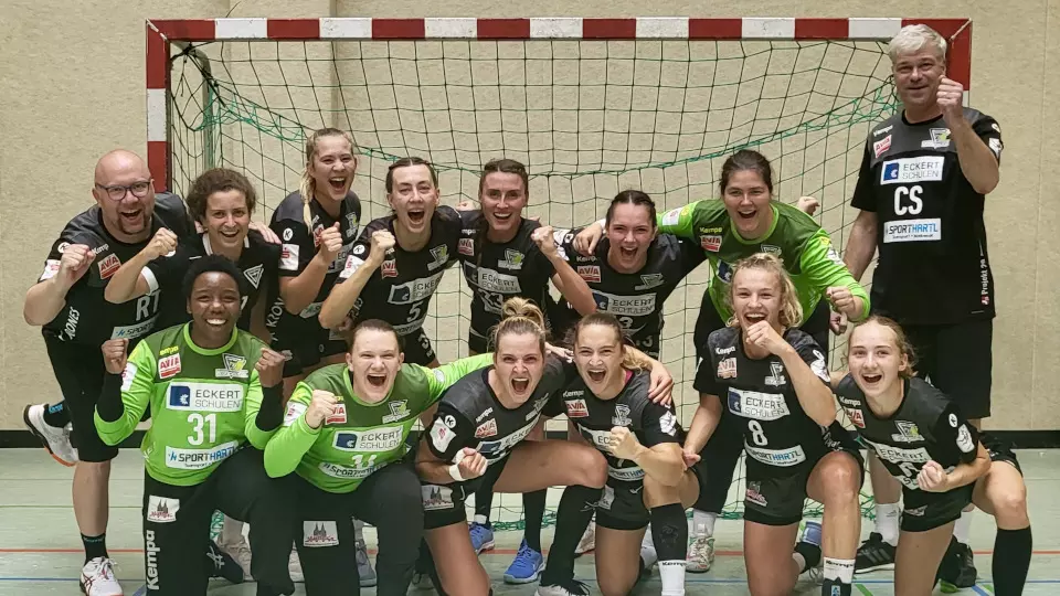 ESV 1927 Regensburg: Bunkerladies gewinnen ungeschlagen Stromberg-Cup