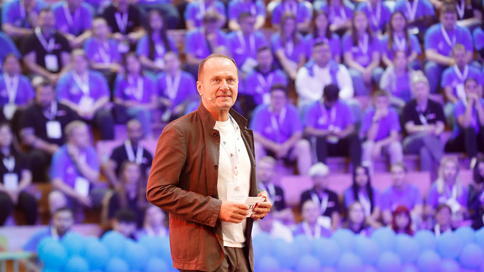 rookie festival so begruesst xxxlutz seine azubis 960x540 3