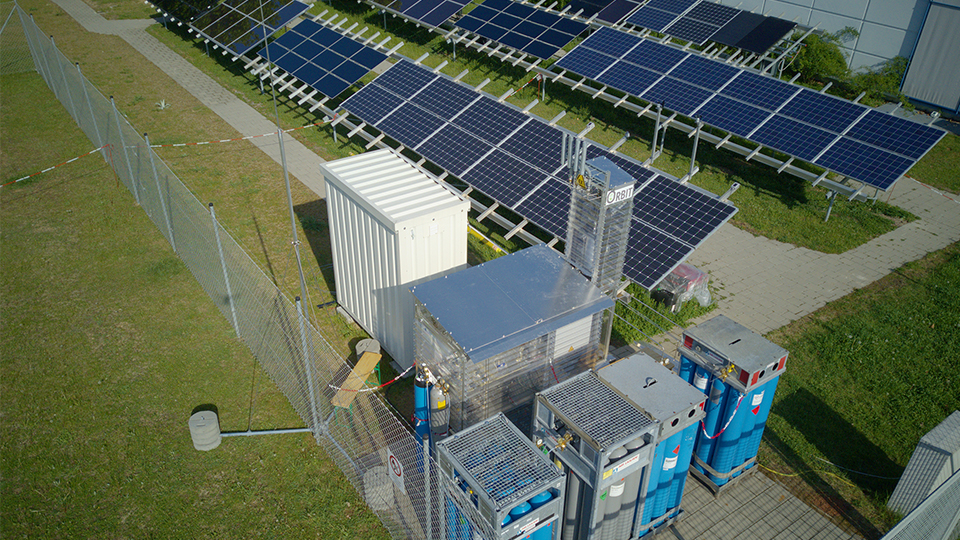 Gasspeicher mit grüner Energie füllen: Anlage zur Erzeugung von grüner Energie.