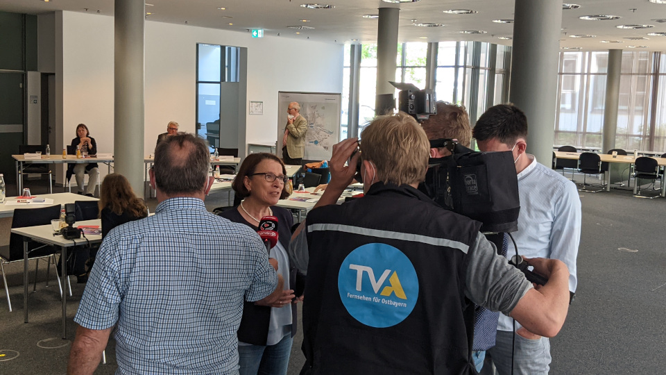 Dialog zur Stadtbahn Regensburg – Begehung der Sandgasse geplant