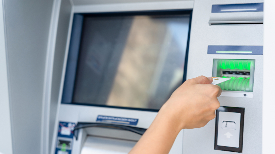 Zeugenaufruf: Geldautomat in Regensburg gesprengt 