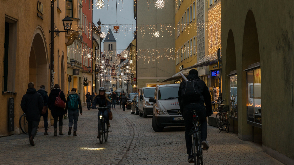 Regensburger Busverbindungen: Fahrzeiten an Weihnachten und Silvester