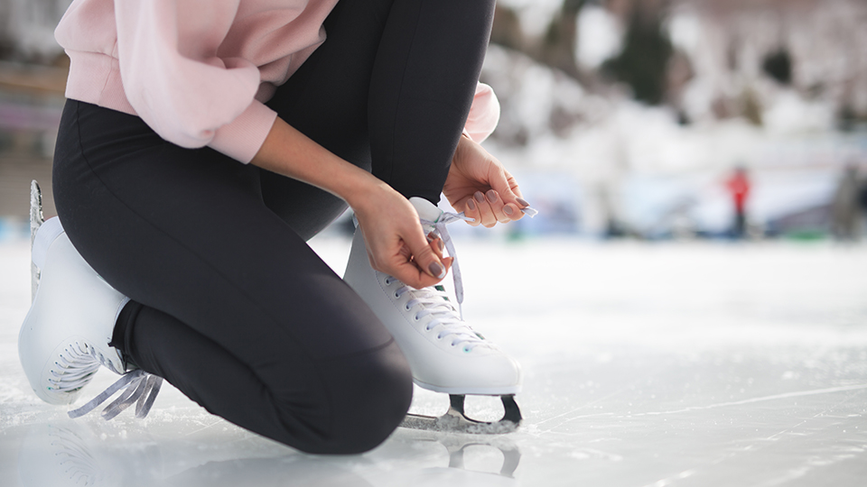 winterzauber eine eislaufbahn fuer die regensburger innenstadt 960x540 1