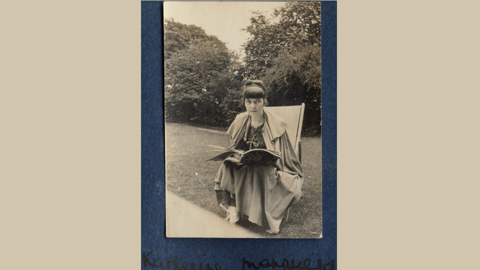 Katherine Mansfield (mit Unterschrift), London, um 1916/17