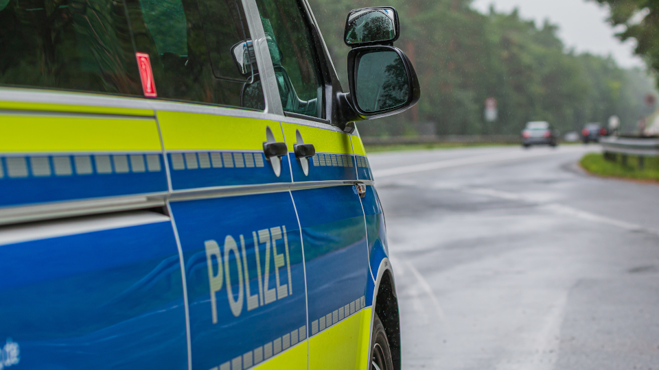 Regensburg: Tödlicher Verkehrsunfall auf der A3 bei Nittendorf
