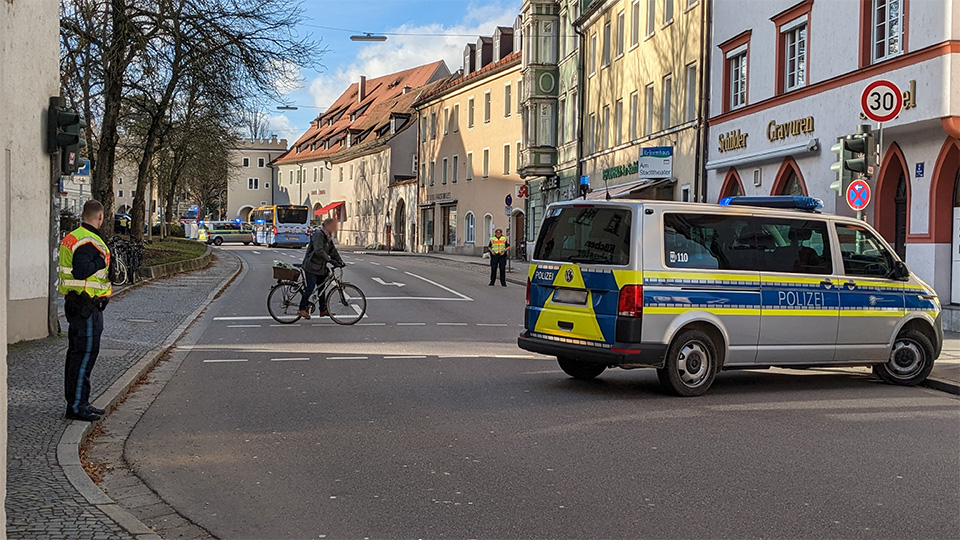 Regensburg: Schwerer Verkehrsunfall nahe Jakobstor