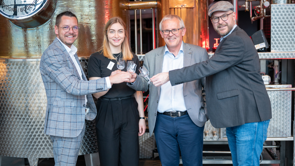 penninger erster whisky aus waldkirchen kommt aus dem fass 960x540 2