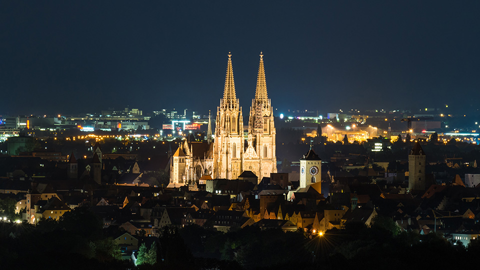Antrag im Stadtrat: Weg mit der Sperrstunde?