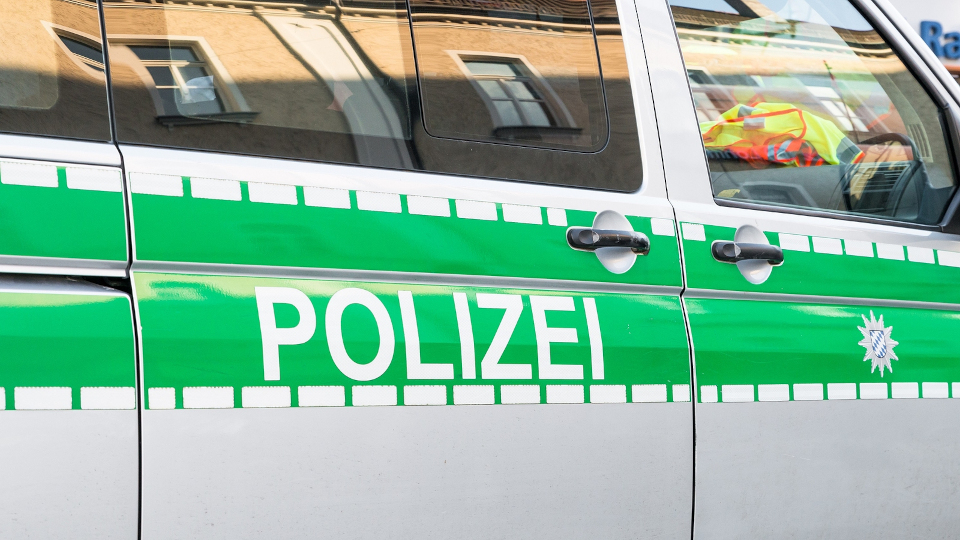 Regensburg: Sexueller Übergriff in Bahnhofsnähe – 17-Jähriger in Haft