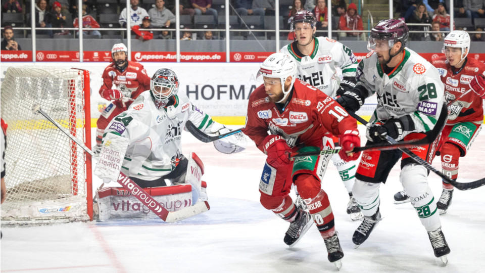 Eisbaeren Regensburg gegen Starbulls Rosenheim