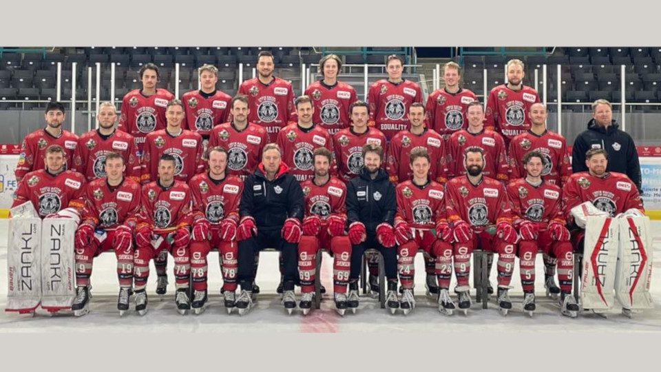 Die Mannschaft der Eisbaeren Regensburg