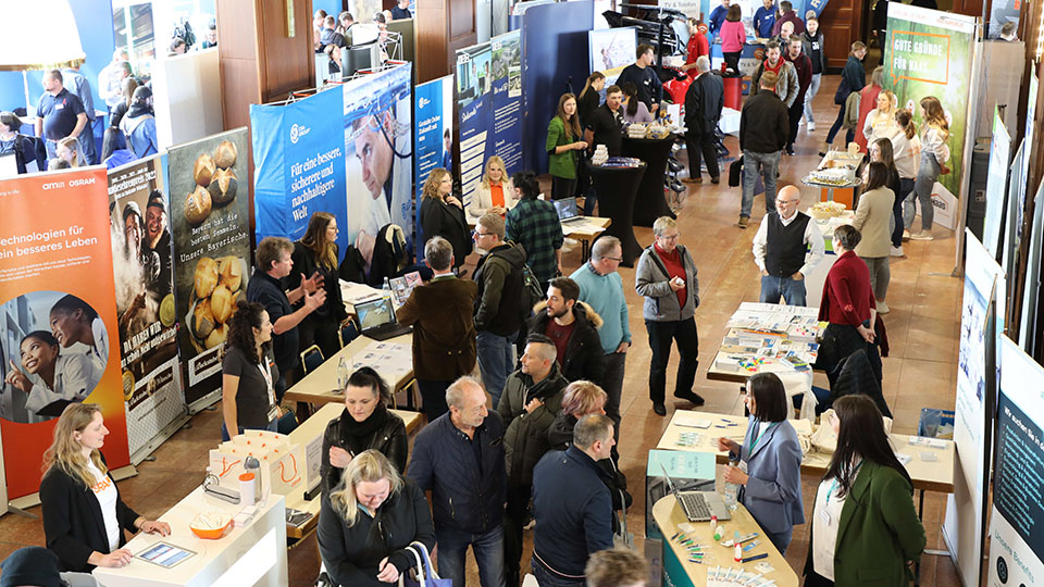 jobboerse der eckert schulen am 7 maerz in regenstauf beste aussichten auf den traumjob 960x540 2