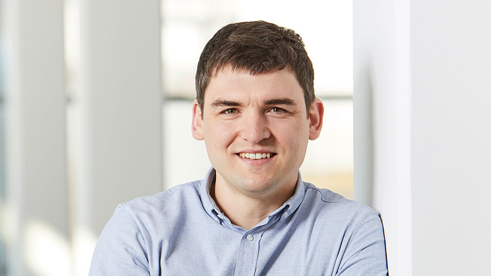 mitarbeitende im fokus xxxlutz launcht neues karrierecenter 960x540 3