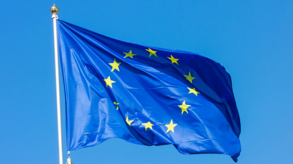 Eine Europaflagge