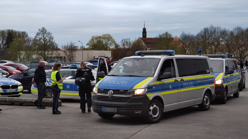 Einsatz der Polizei am DEZ Regensburg