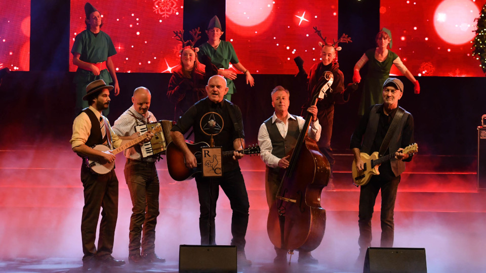 6. Regensburger Weihnachtssingen: Rooster Crows