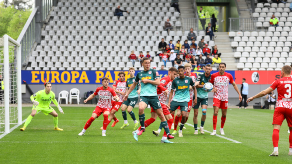 Die Jahnelf gegen den SC Freiburg II