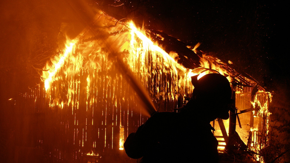Hühnerstall in Vollbrand