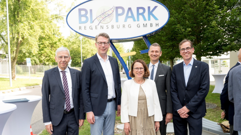 Gruppenfoto auf der Jubiläumsfeier