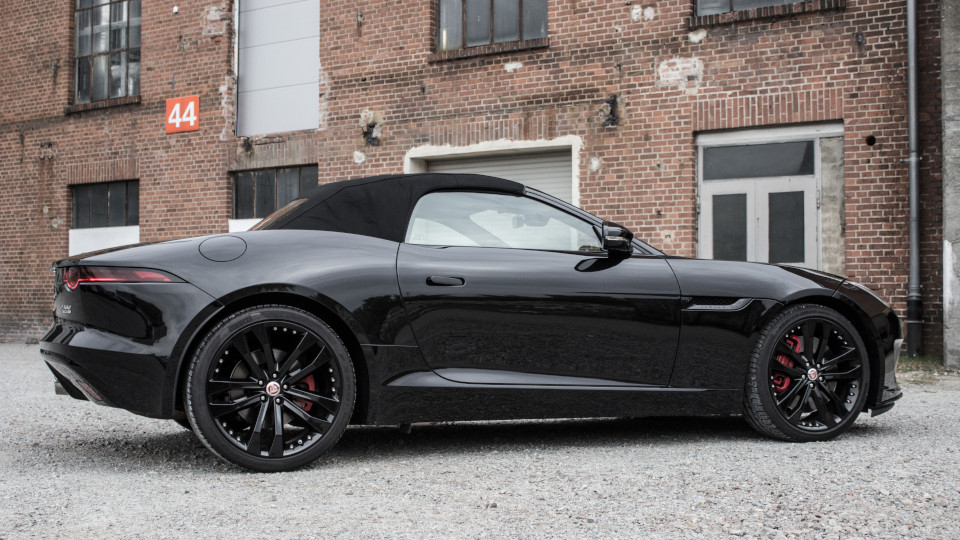 jaguar f type p380awd 3 960x540