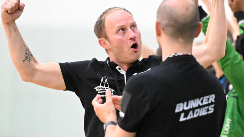 Trainer Bernhard Goldbach konnte bei der letzten Heimbegegnung gegen die Handball-Luchse über den Sieg jubeln