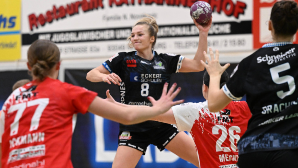 #8 Kapitänin Franziska Peter kämpft auf allen Positionen wie ein Löwe für den Erfolg der Mannschaft