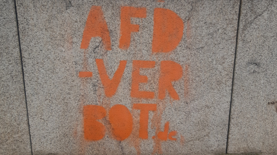 zwischen kreativitaet und vandalismus graffitis in regensburg 1 960x540