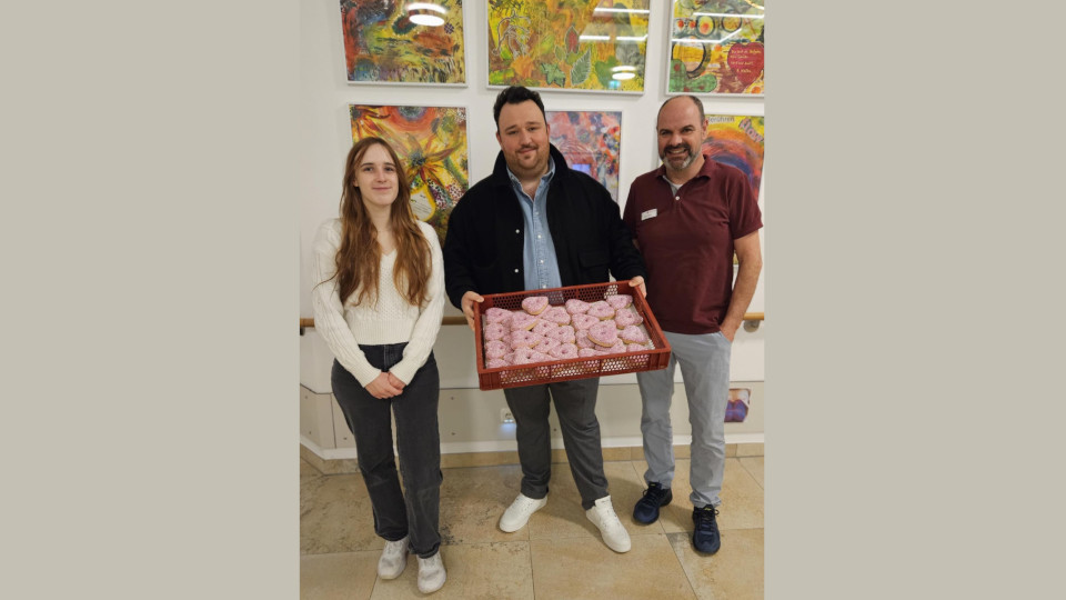 Lucie Baumann (Auszubildende Kauffrau im Gesundheitswesen), Juniorchef Marvin Pollinger, Robert Beck (Pflegefachkraft)