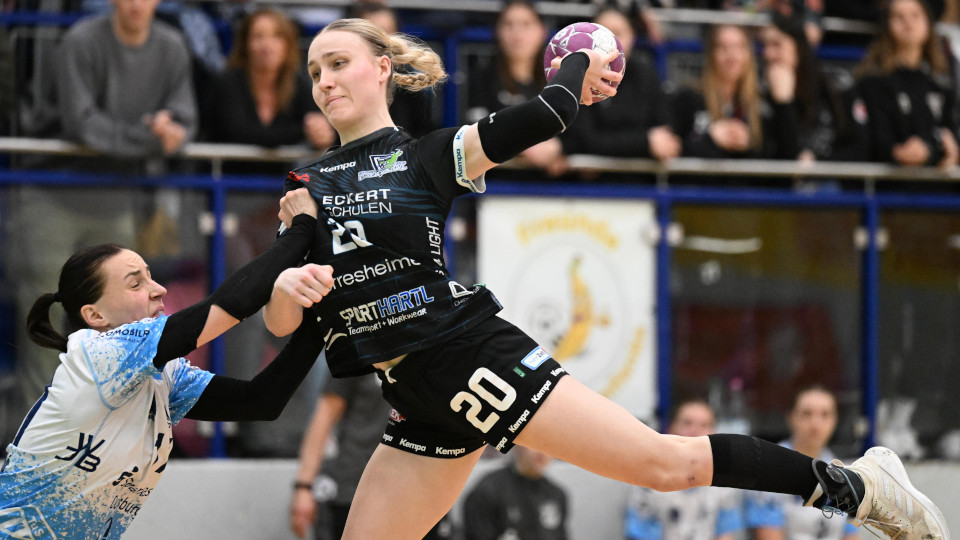 #20 Linkshänderin Julika Birnkammer war mit acht Feldtoren Topscorerin der Regensburgerinnen