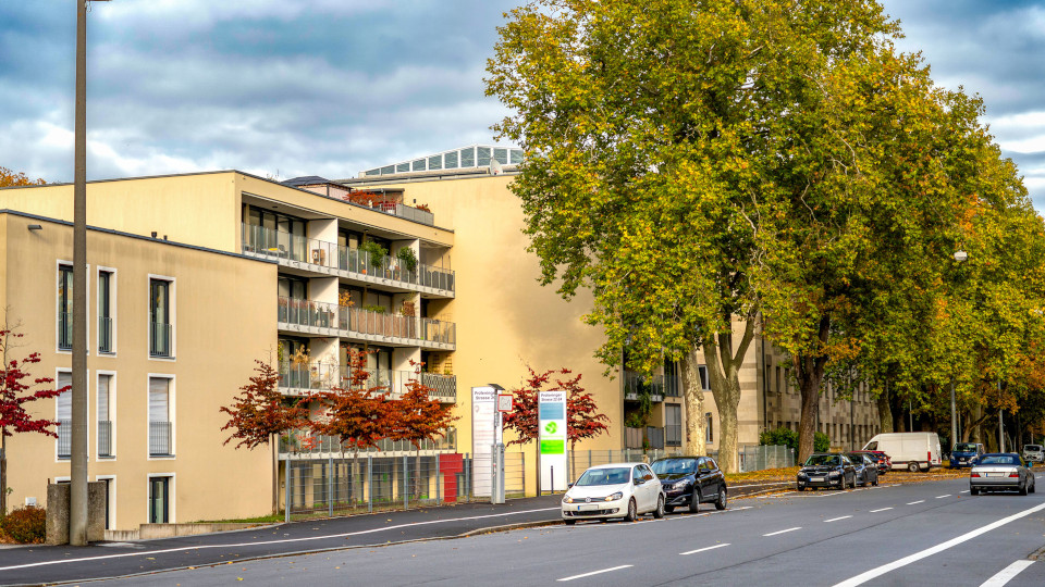 Gebäude im Inneren Westen