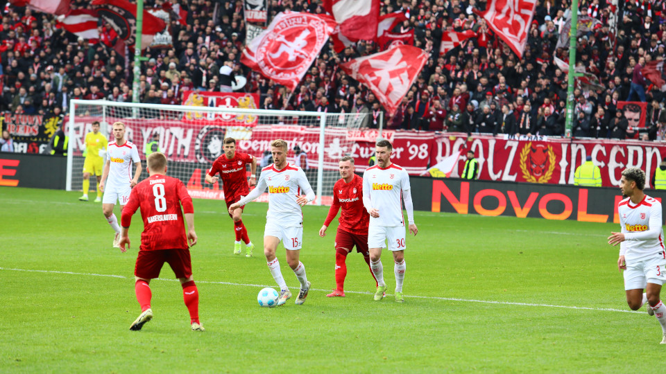 Fußballspieler auf dem Spielfeld