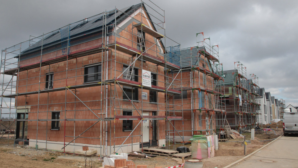 Häuser, die noch nicht fertig gestellt wurden