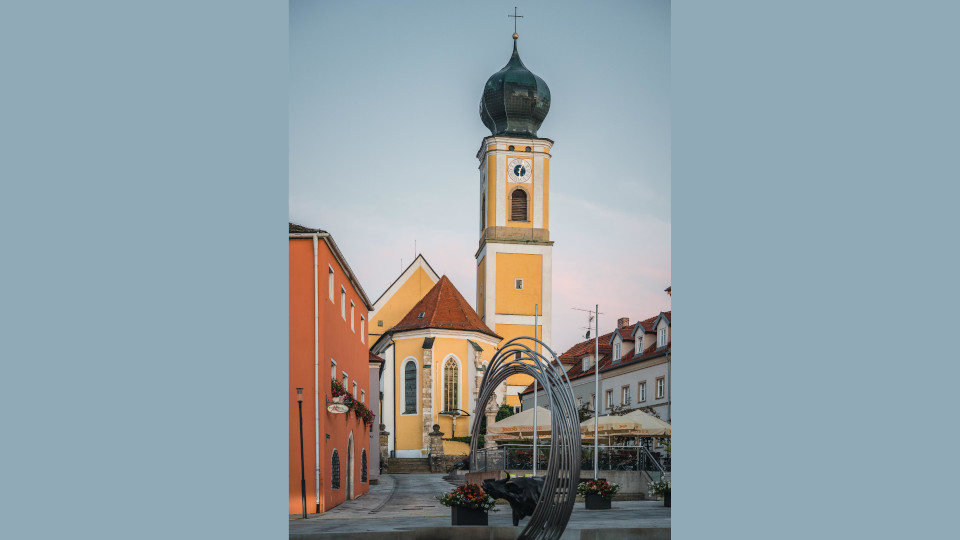Hemau feiert den 900. Geburtstag seiner Stadtpfarrkirche St. Johannes