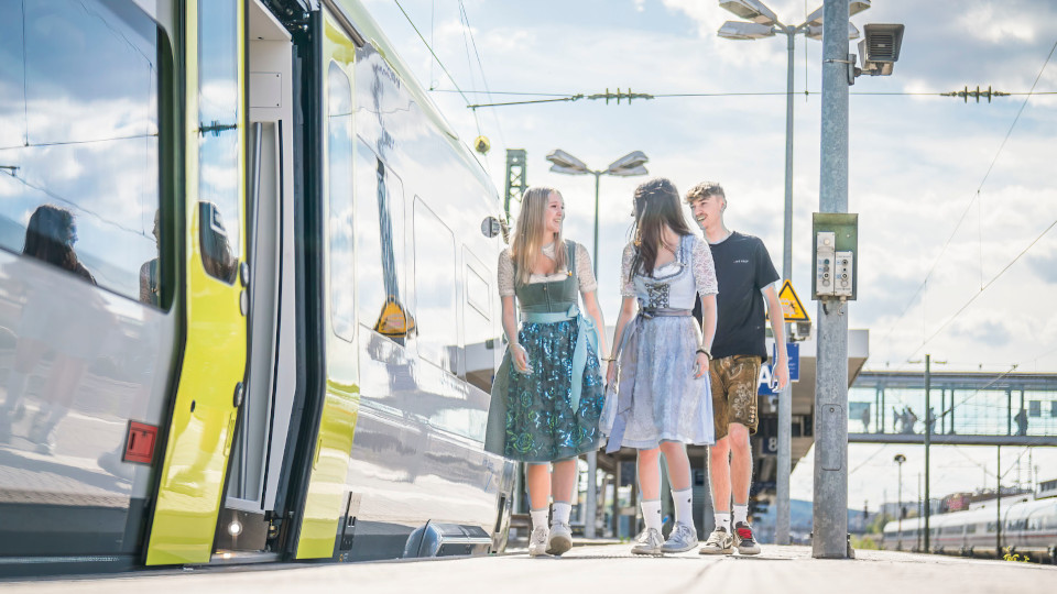 Mit agilis geht’s entspannt aufs Gäubodenfest und wieder nach Hause.