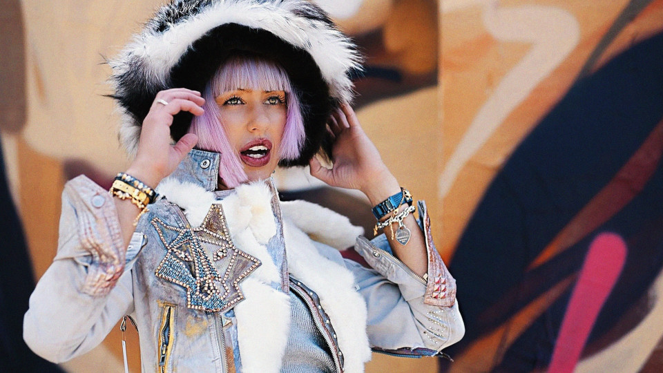 rina wolf sie zerstoert dinge um etwas neues zu erschaffen 5 960x540