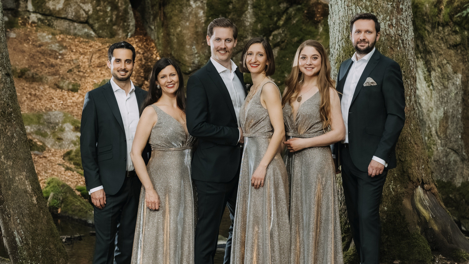 Die sechs-Köpfige Gruppe "StimmGold"