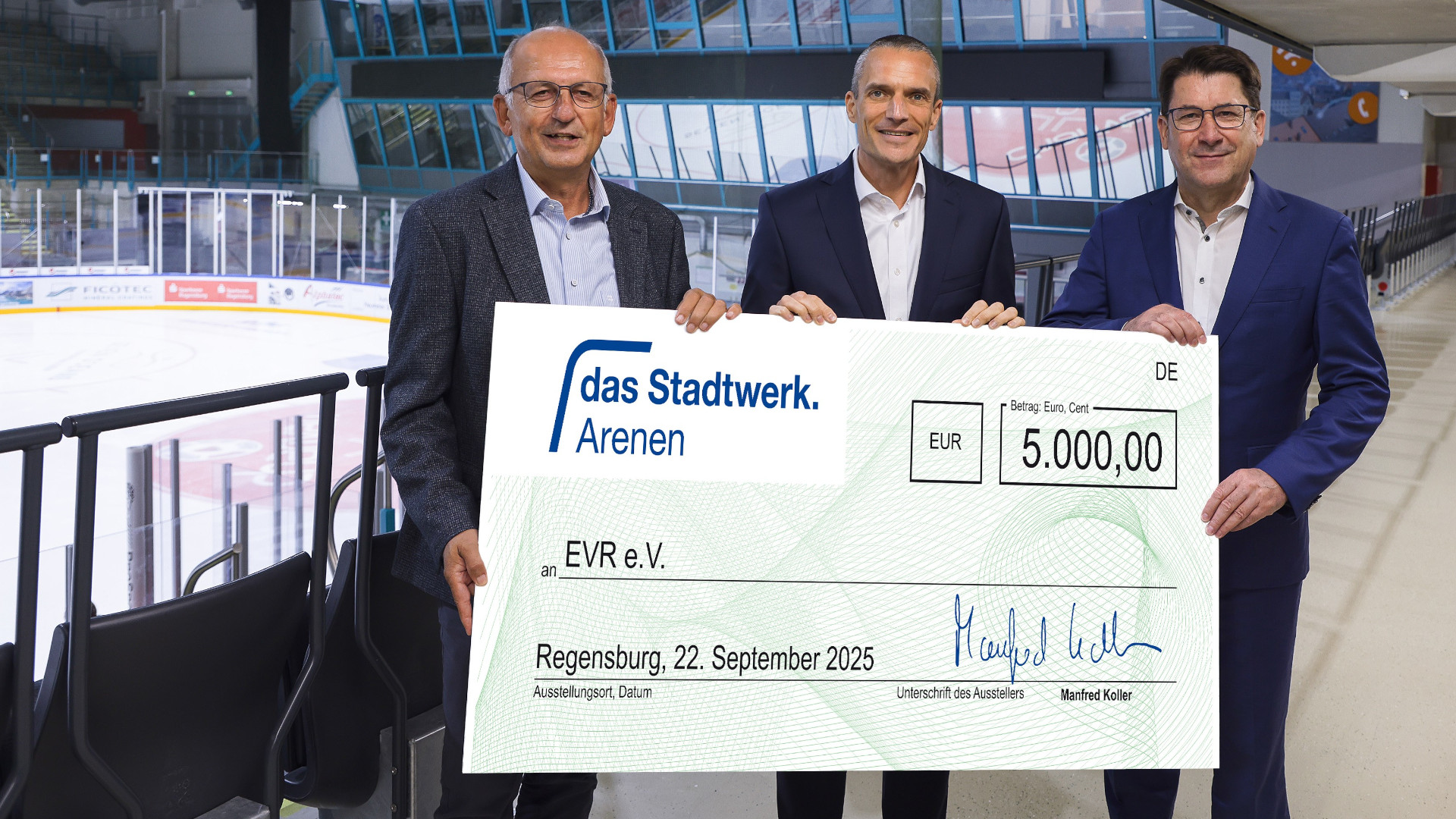 Übergabe des Schecks