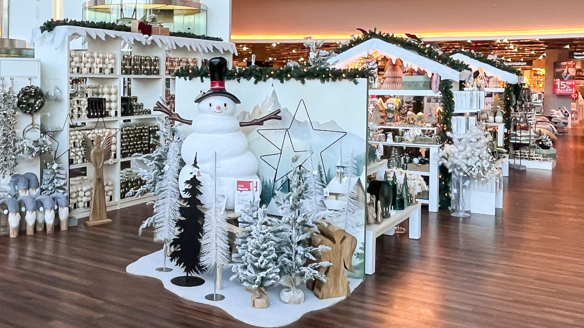 festliche trends beliebte klassiker und zauberhafte momente auf dem xxxlutz weihnachtsmarkt 3