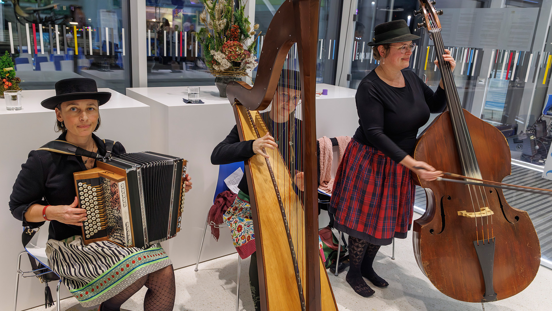 feierliche eroeffnung der ersten foyer ausstellung im haus der bayerischen geschichte 2