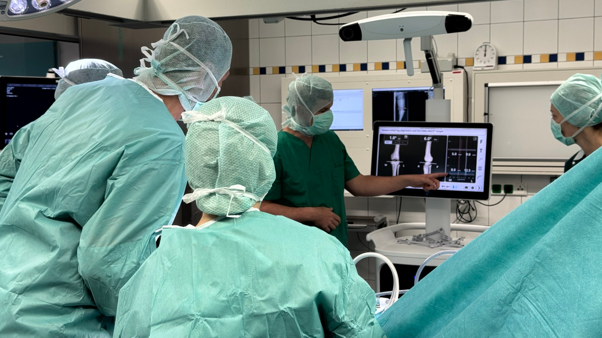 Erste-Knie-Operation-mit-Roboterunterst-tzung-wurde-erfolgreich-durchgef-hrt