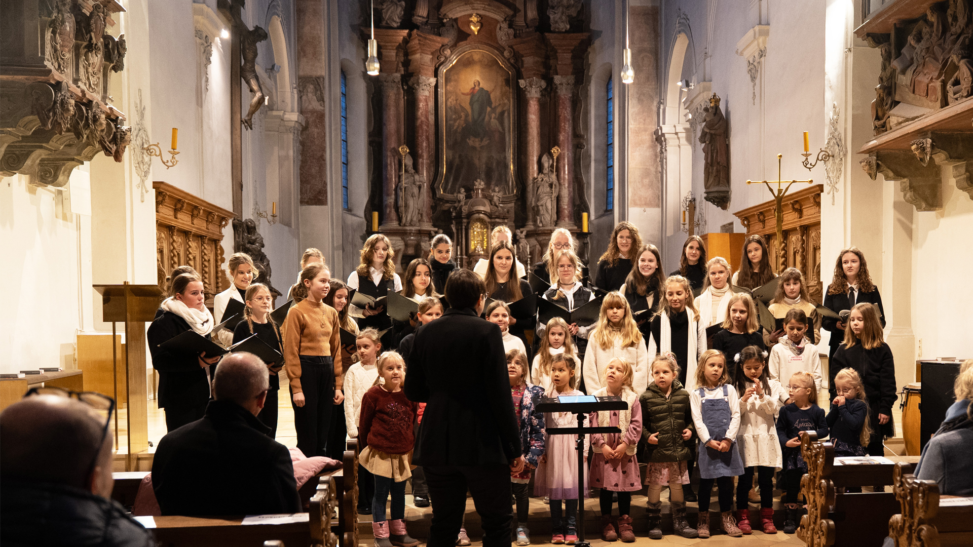 Benefizkonzert-der-M-dchenkantorei-Musik-f-r-Hoffnung-und-Hilfe