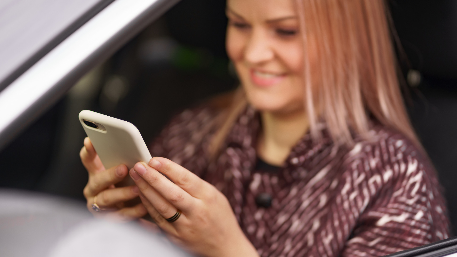 Multimodale-RVV-App-Stets-informiert-ber-freie-Parkpl-tze-in-Regensburg