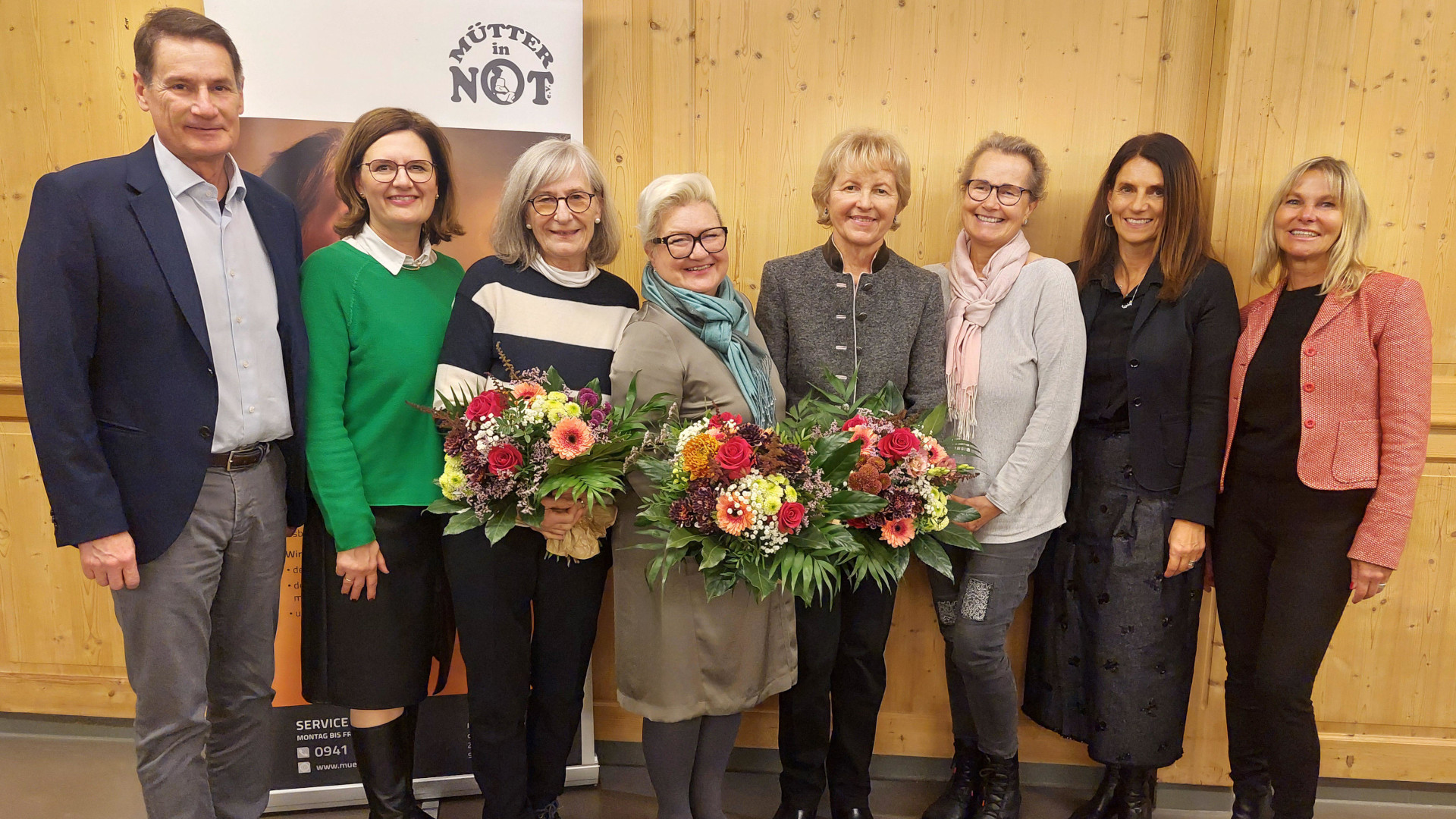 Unb-rokratische-und-schnelle-Hilfe-M-tter-in-Not-e-V-erh-lt-neue-Vorsitzende