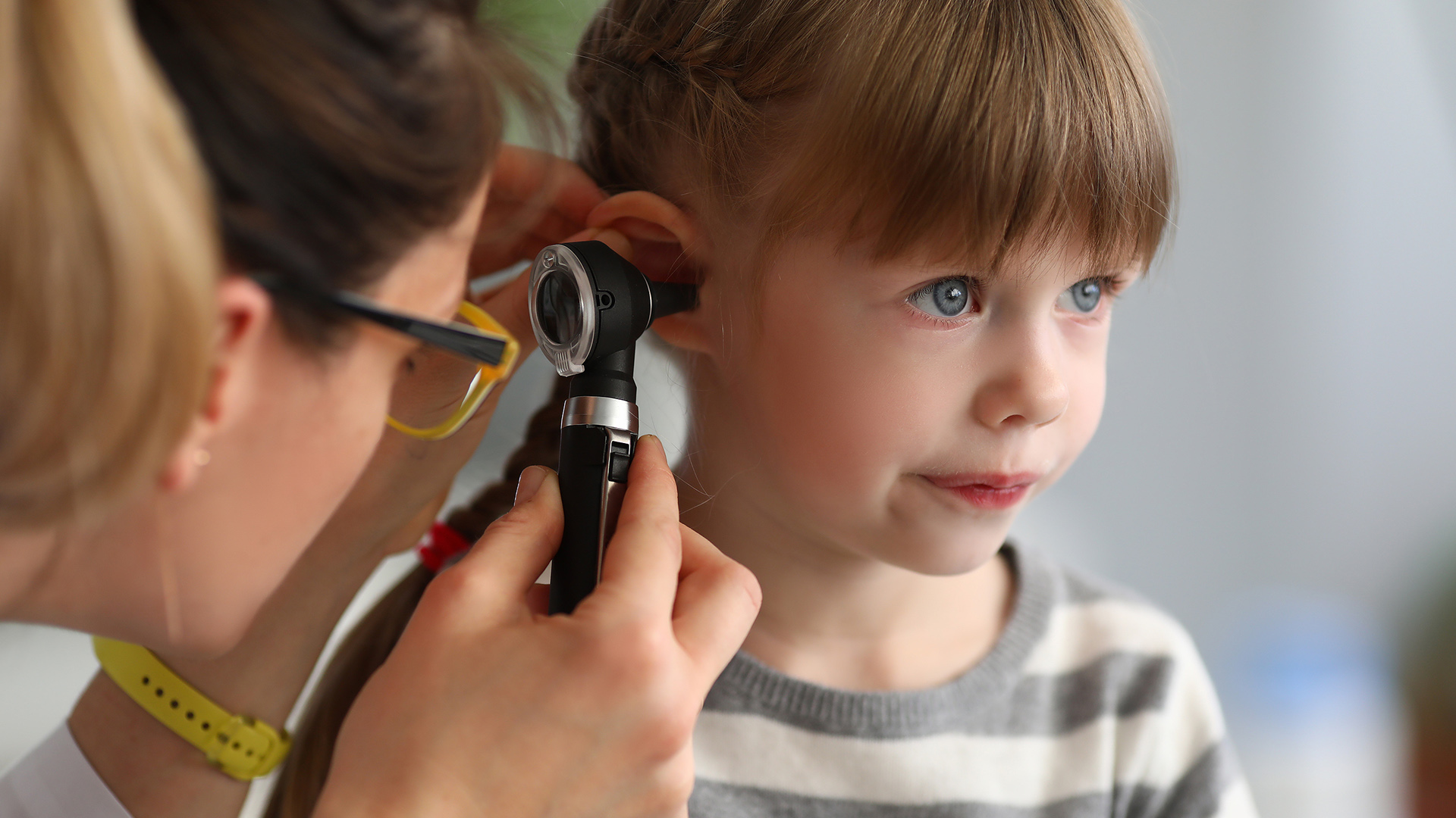 Was-hilft-Kindern-bei-Mittelohrentz-ndung-