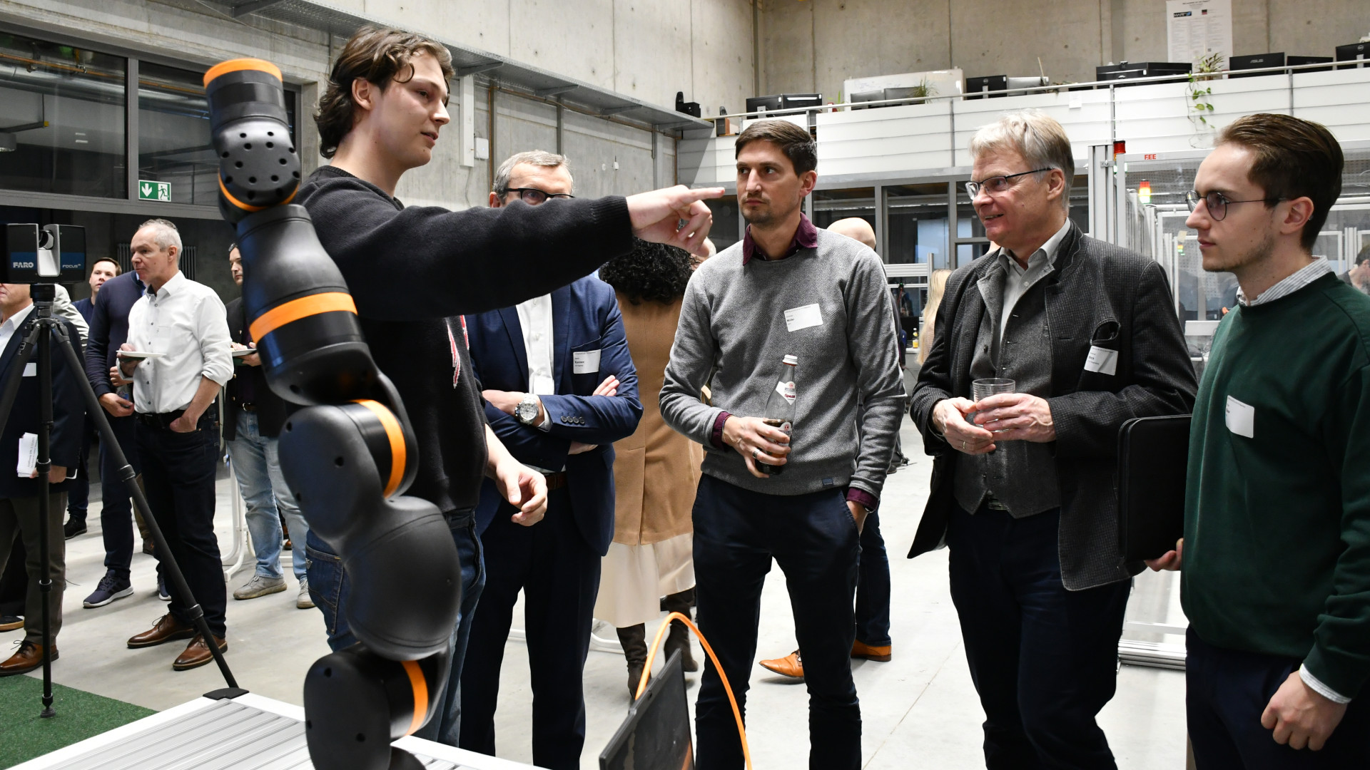 OTH-Regensburg-er-ffnet-Hightech-Zentrum-f-r-die-Fabrik-der-Zukunft