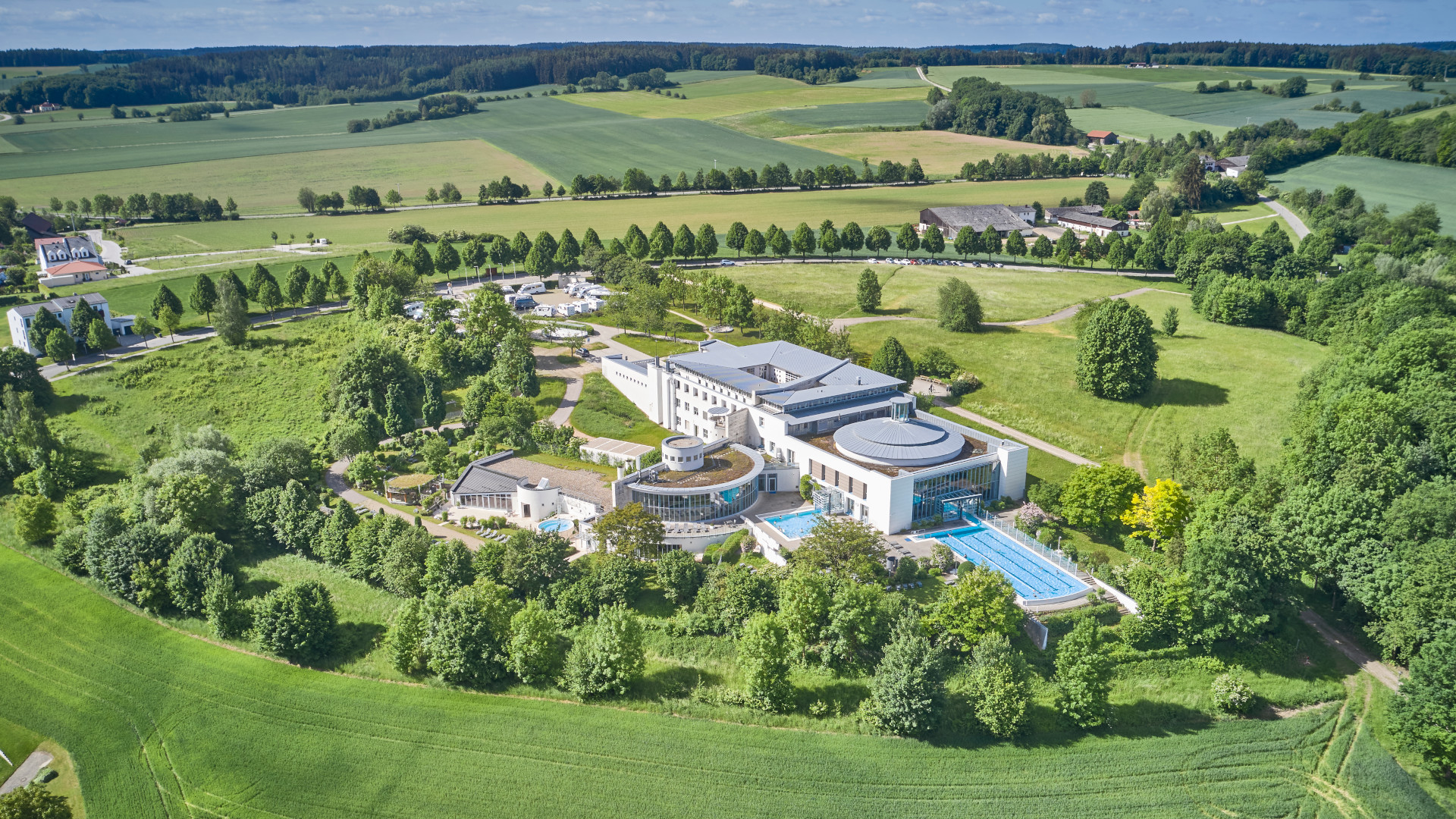 Luftaufnahme der Kaiser-Therme in Bad Abbach
